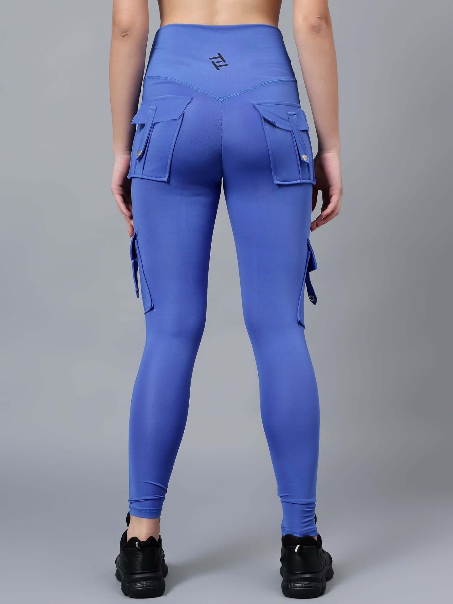 High Waist Out pocket yoga cargo joggers with scrunch
