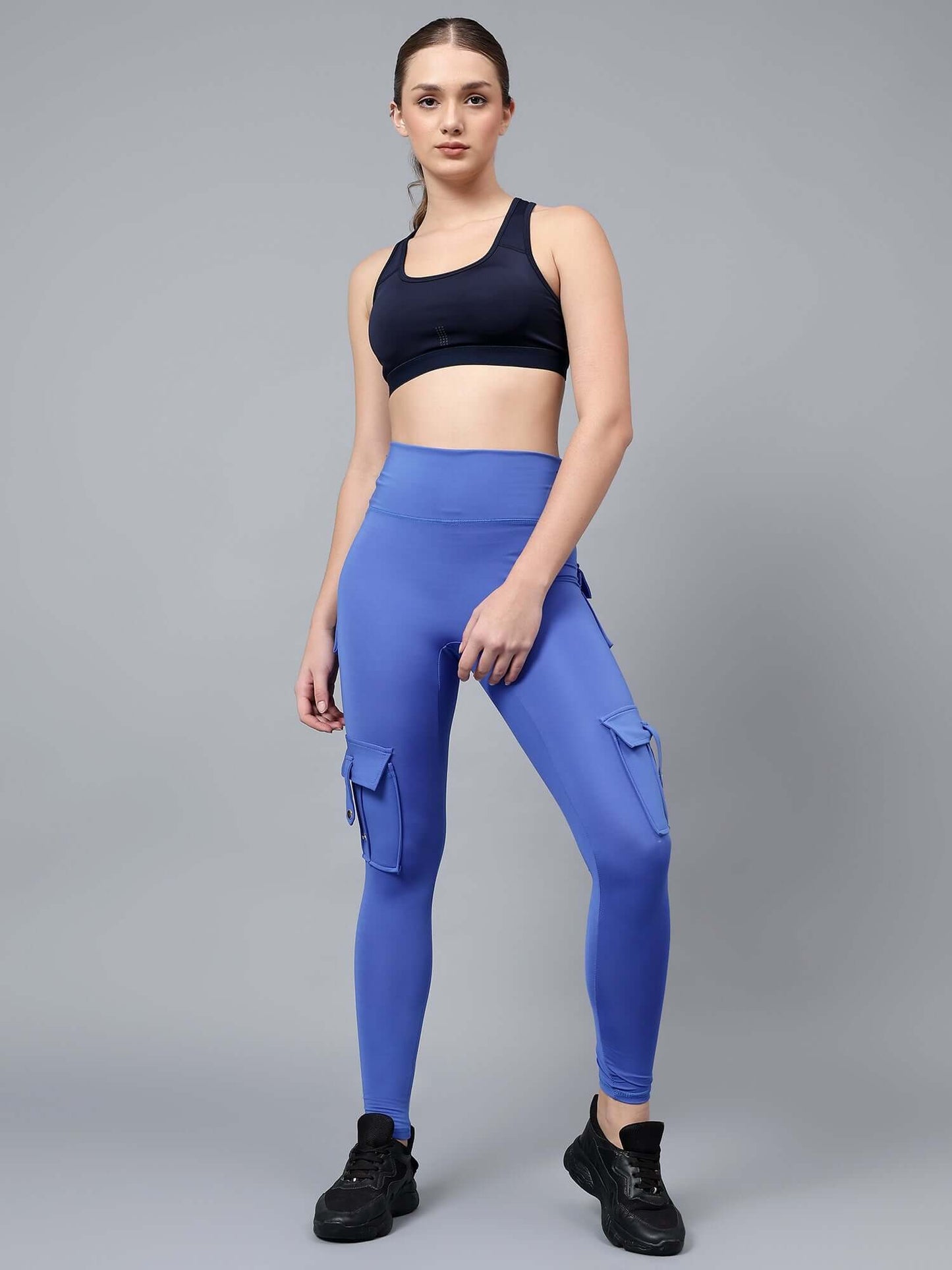 High Waist Out pocket yoga cargo joggers with scrunch